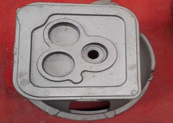 OEM Kualitas Tinggi Pasir Cast Iron Torque Converter Case Dengan Shot Blasting permukaan halus