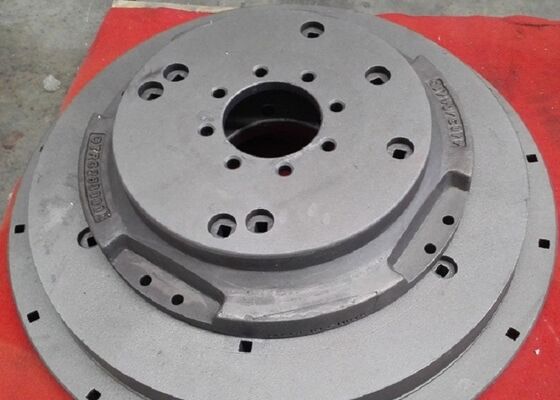 Penyangga Roda Besi Cor Cetakan Pasir Berkualitas Tinggi OEM untuk Truk Bahan FCD550 GGG55 QT550