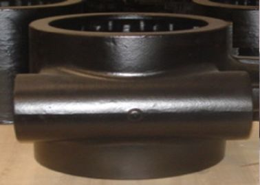 Pengecoran Pasir Pengangkat Bagian Truk Drive Head OEM Tersedia Dimensi Akurat