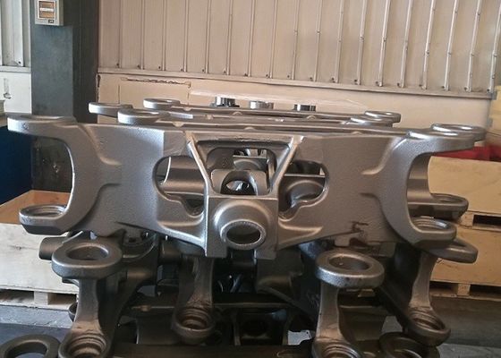Suku Cadang Besi Cor Cetakan OEM Gandar Kemudi Persetujuan ISO 9000 Untuk Mesin Konstruksi
