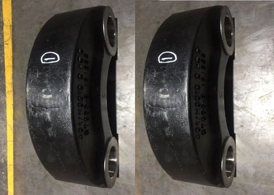 Bagian Besi Cor Cetakan Pasir Berkualitas Tinggi OEM Warna Hitam Untuk Loader Roda Peralatan Khusus Berat 32kg