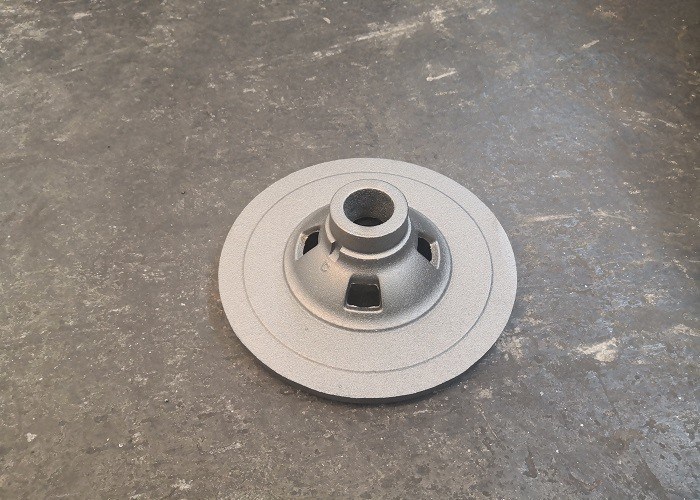OEM Forklift Truck Sand Casting Bagian Besi Hub Depan Kapasitas yang Memadai Harga yang Kompetitif