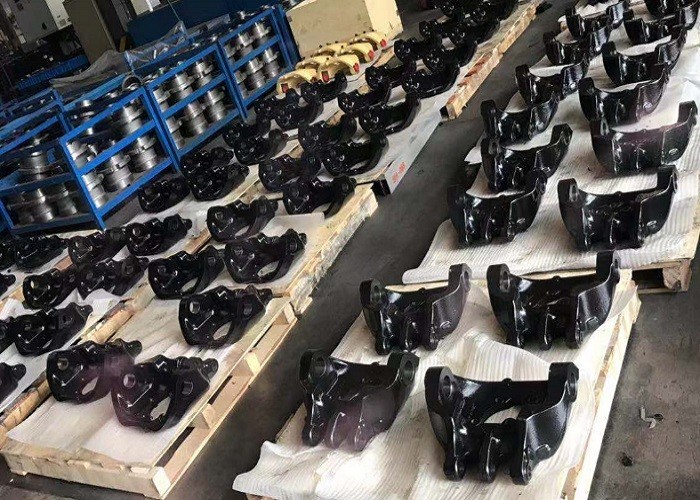 OEM Pasir Casting Bagian Besi Konektor GGG45 Platform Kerja Udara untuk Mesin Industri