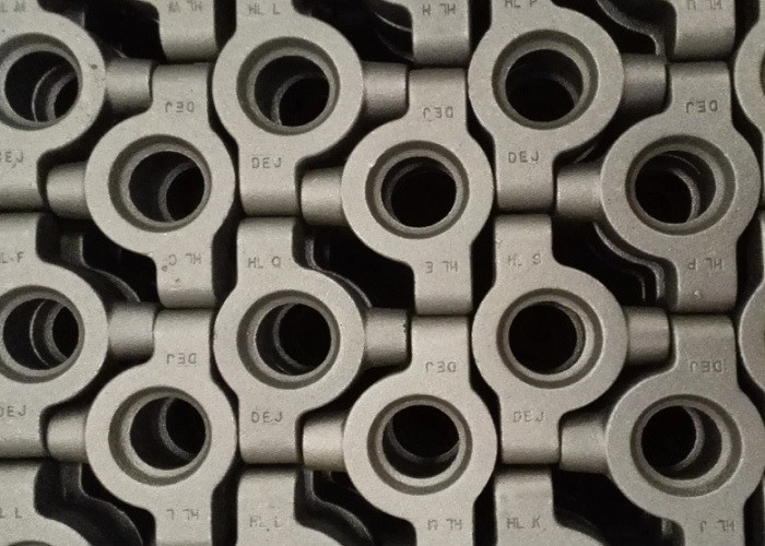 Komponen Besi Cor Corong Berkualitas Tinggi OEM Excavator Hub Belakang Dengan Shot Blasting FCD450 GGG45